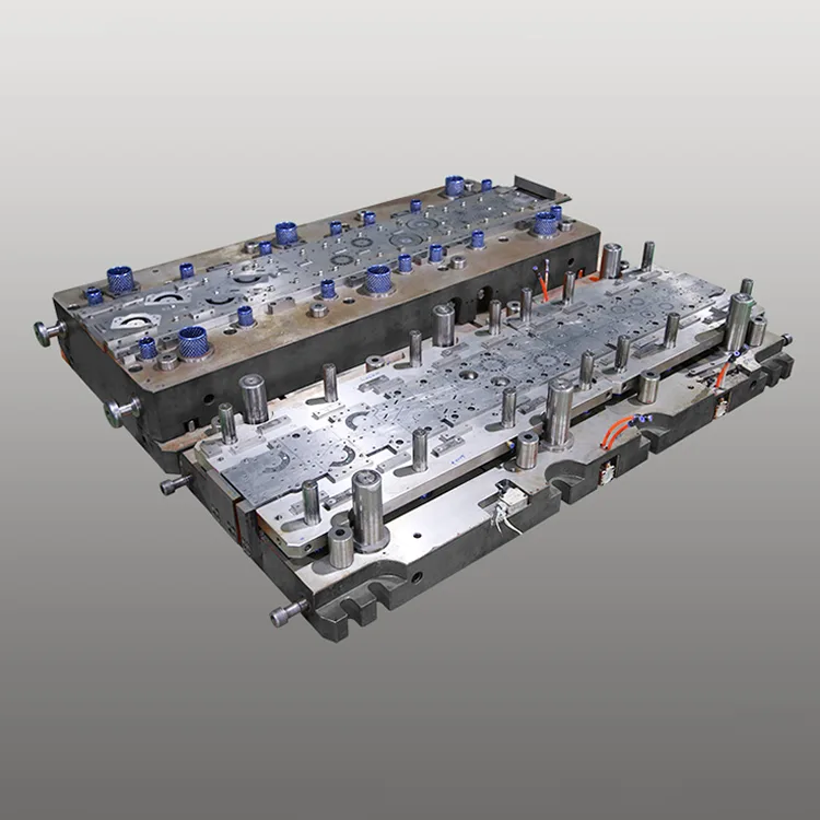Stampo progressivo a doppia fila per motore incapsulato